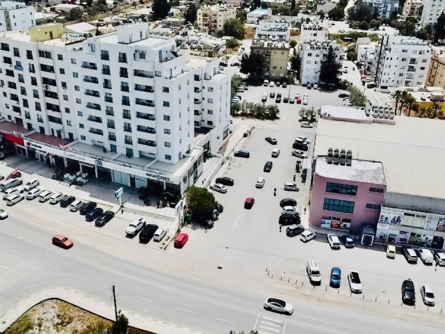 MAĞUSA'NIN EN İŞLEK CADDESİ ÜZERİNDE SATILIK TÜRK KOÇANLI DÜKKAN 