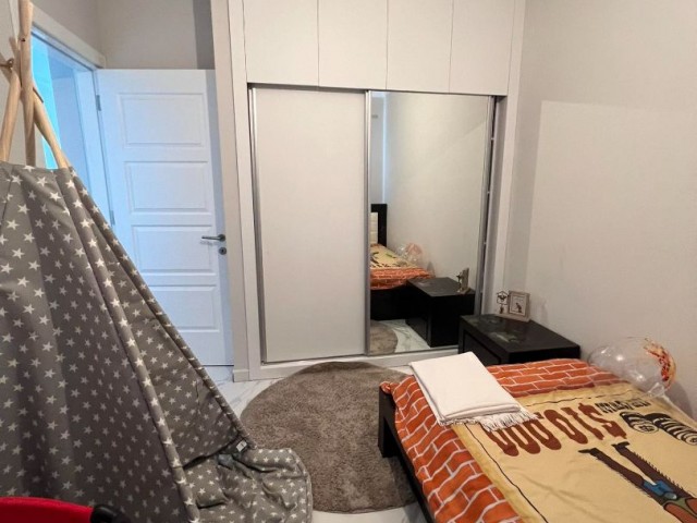 3+1 LUXUSWOHNUNG ZUM VERKAUF MIT ERSTAUNLICHEM MEERBLICK IN İSKELE BAHÇELER