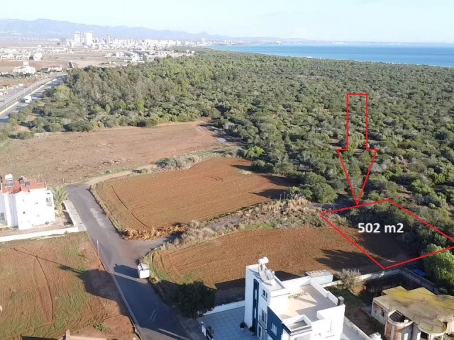 LAND FOR SALE IN YENİBOĞAZİÇİ CRYSTAL ROCKS AREA, WALKING DISTANCE TO THE SEA