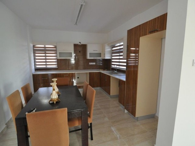 3+1 DUPLEX VILLA WITH LARGE GARDEN FOR SALE IN İSKELE BAHÇELER