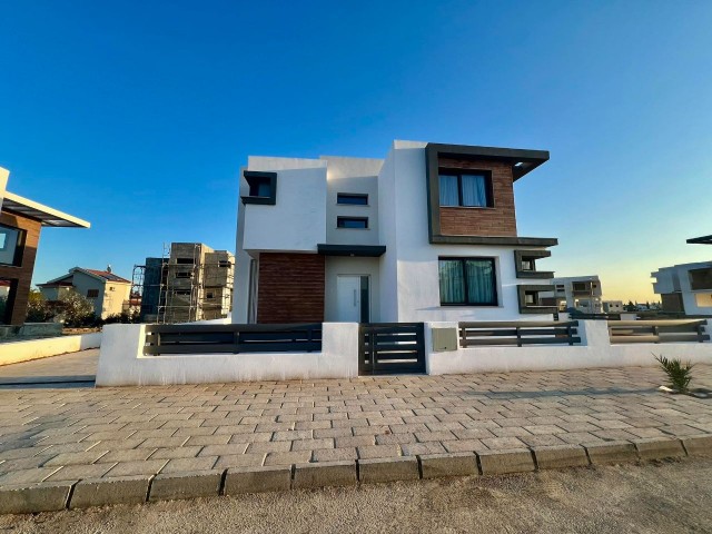 3+1 NEW LUXURY VILLA FOR SALE IN İSKELE BAHÇELER