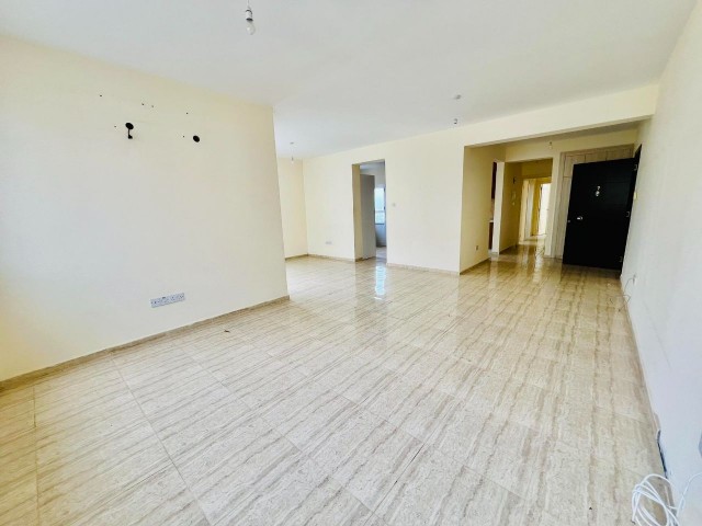 3+1 UNFURNISHED FLAT FOR RENT IN GÜLSEREN