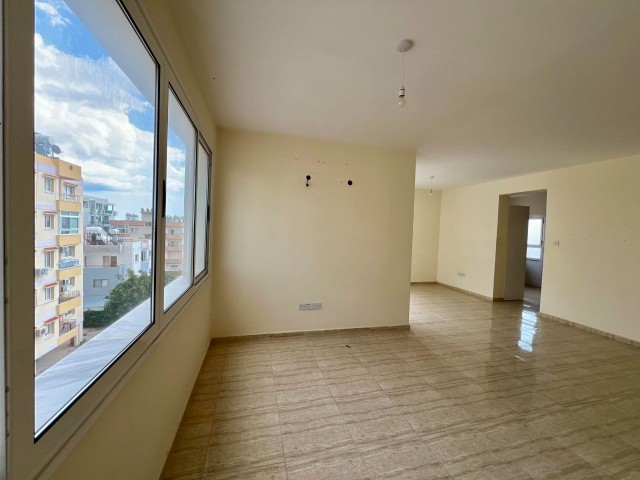 3+1 UNFURNISHED FLAT FOR RENT IN GÜLSEREN