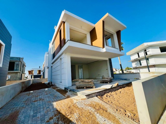 3+1 NEW LUXURY DUPLEX VILLA FOR SALE IN YENİBOĞAZİÇİ