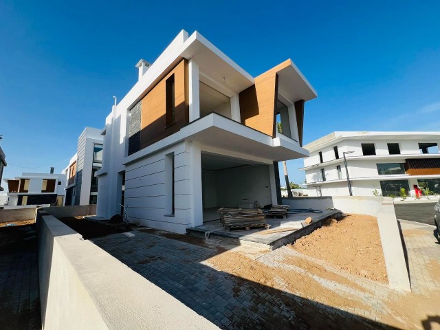 3+1 NEW LUXURY DUPLEX VILLA FOR SALE IN YENİBOĞAZİÇİ