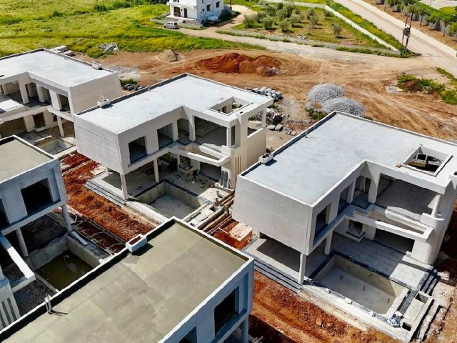 3+1 LUXUSVILLA MIT POOL ZUM VERKAUF IN DER UMGEBUNG YENİBOĞAZİÇİ