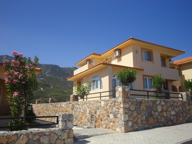 Flat For Sale in Arapköy, Kyrenia