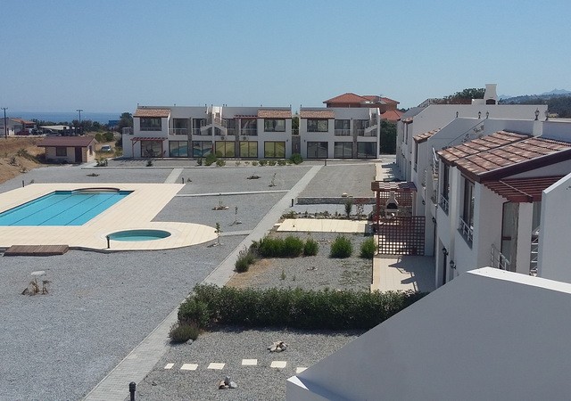 Penthouse for sale in Esentepe with 2 bedrooms + shared pool + sea view ** 