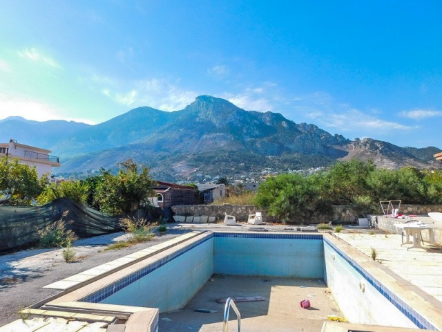 Bungalow For Sale in Karşıyaka, Kyrenia