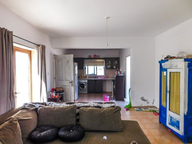 Bungalow For Sale in Karşıyaka, Kyrenia