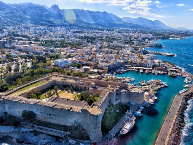 3-Sterne-Boutique-Hotel zum Verkauf in Kyrenia in Nordzypern ** 