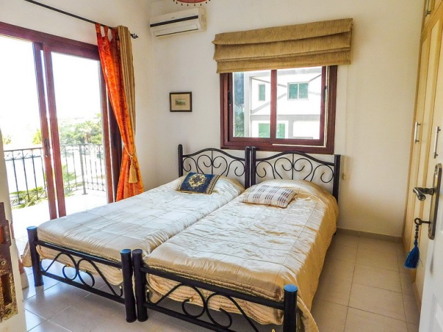 Penthouse For Sale in Karaoğlanoğlu, Kyrenia