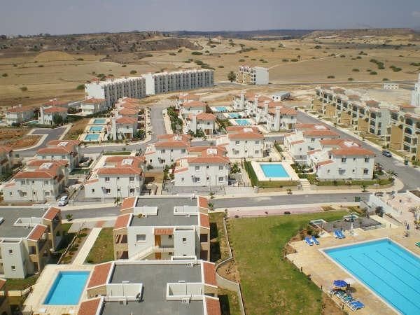  2 + 1 APARTMENT WITH SHARED POOL FOR SHORT TERM RENT - HILLTOP - BOGAZ - GR034s