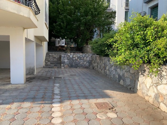 Eben Kaufen in Girne Merkez, Kyrenia