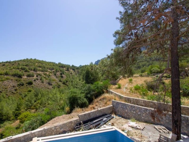 Brand ne Llogara 3 Bedroom Villas Llogara Private Pool Set In The Amazing Foothills of St Hillarion Castle In The Trans Llogarail Karmi Valley ** 