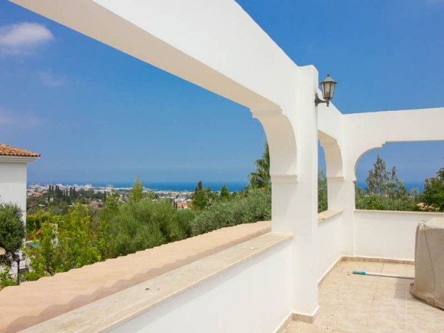 Stunning 5 Bedroom Villa With Private Pool And Turkish Title Deeds