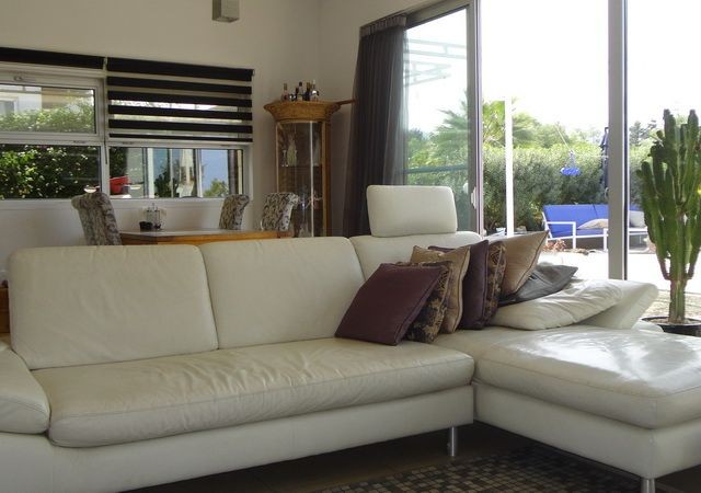 Esentepe de lü Villa mit Pool + Meerblick + Weiße Möbel + Klimaanlage ** 