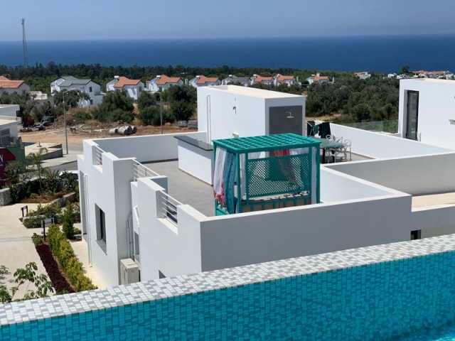 2 Bedroom Penthouse in Esentepe + Private Terrace + Infinity Pool + 4 Communal Pools + Restaurant 208u