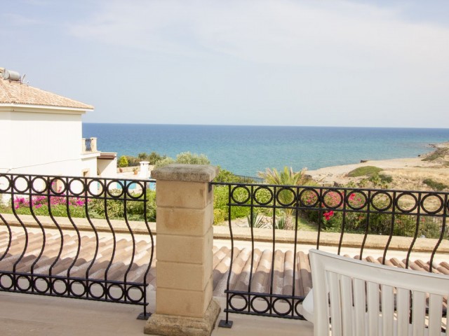 4+1 Luxury Seaside Villa in Esentepe + Beach access + Swimming Pool ref 576f