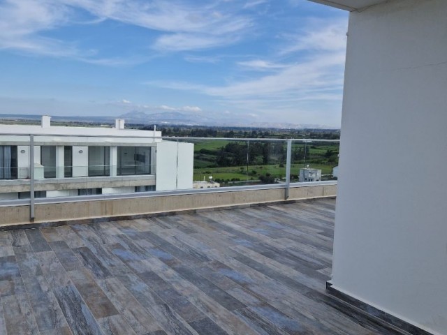 Tolle Gelegenheit, ein brandneues Apartment im Erdgeschoss mit 2 Schlafzimmern und Meerblick in der berühmten Evergreen-Siedlung „Aphrodite“ mit vielen Einrichtungen vor Ort zu kaufen