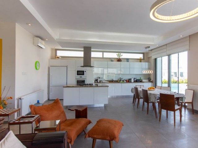 Villa For Sale in Çatalköy, Kyrenia