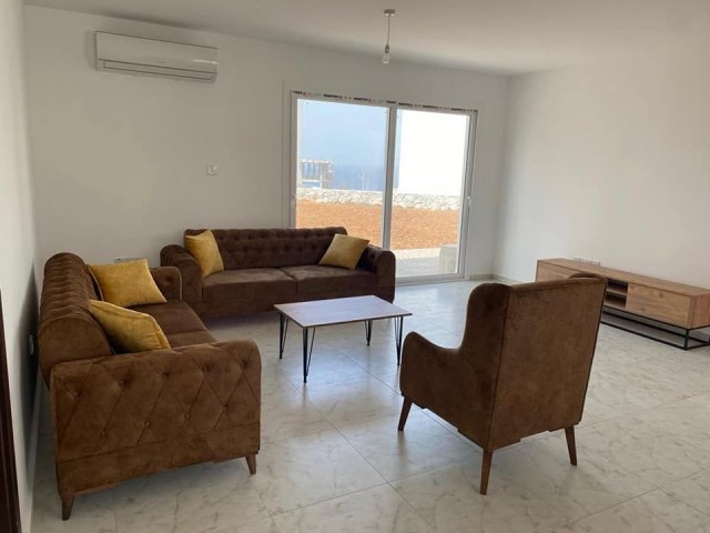 This is a brand new 2 bedroom fully furnished penthouse apartment located on this very popular and well maintained site in Kucuk Erenkoy