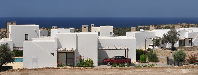 3 bedroom off plan bungalows + communal pool + sea views