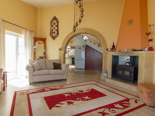 Stunning Sea And Mountain Views  - Classic 3 Bedroom Villa + Private Pool - Definitely Worth Viewing !