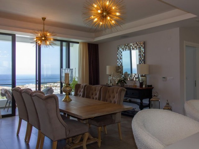 Mükemmel deniz manzaralı Lüks Double Penthouse + Geniş Özel Çatı Teras + 4 Ortak Havuz + Blok apartmanlar için özel havuz + SPA + Tenis Kortu 