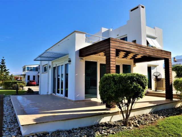 Villa mit 4 Schlafzimmern zu vermieten in Kyrenia, Catalkoy.