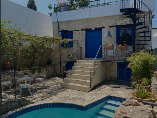 'Ladera Cottage' is a Traditional 2 Bedroom Cypriot Village house with a Stunning Plunge Pool in the heart of the village of Ozankoy (Kazaphani), and just minutes from Kyrenia Harbour.