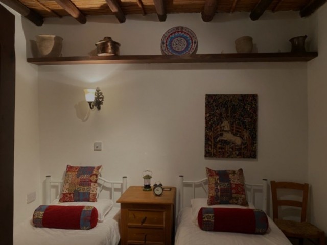 'Ladera Cottage' is a Traditional 2 Bedroom Cypriot Village house with a Stunning Plunge Pool in the heart of the village of Ozankoy (Kazaphani), and just minutes from Kyrenia Harbour.