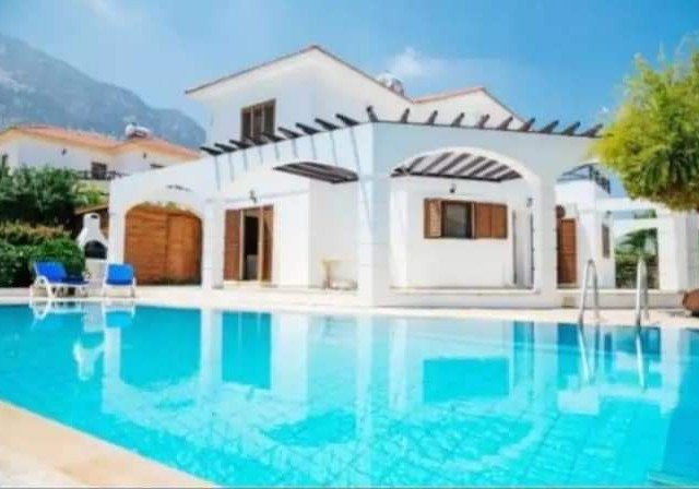 Stunning 4 bedroom villa with Private Pool in Lapta - available from January 2024 to May 2024