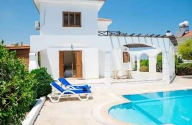 amazing 3 bedroom villa in lapta. now available from October to may 2024.