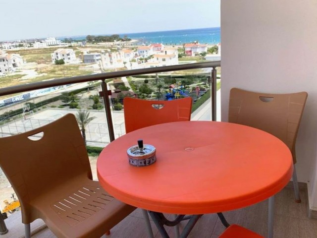 Amazing 2 Bedroom Apartment In Long Beach (Front Line to the Sea) - 100m Away From The Sandy Beach and Sea