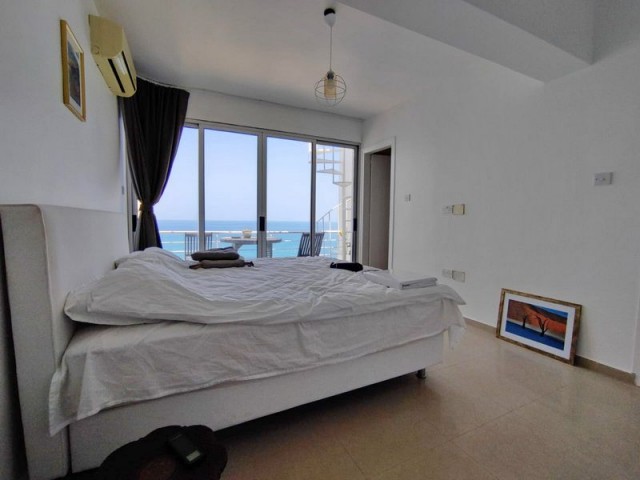 2+1 Apartment direkt am Meer in Tatlısu + Dachterrasse + perfekte Aussicht
