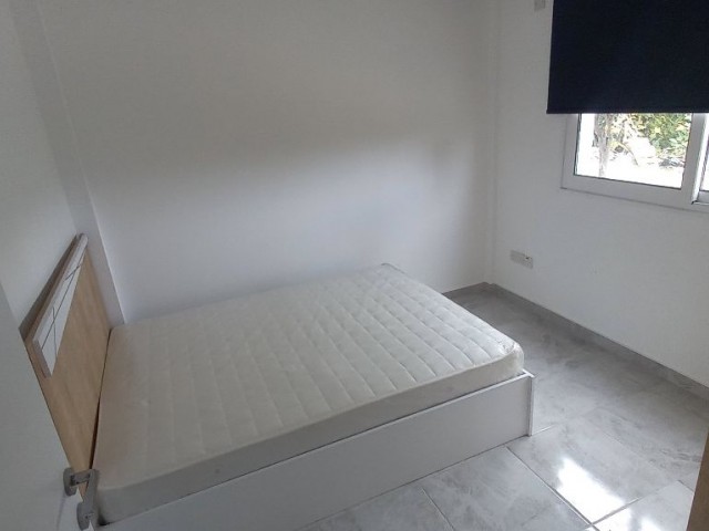 Lapta'da kiralık yepyeni modern çatı katı