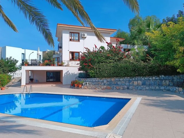 4-bedroom resale villa + swimming pool + sea and mountains views + Title deed in the owner’s name, VAT paid