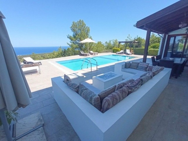 Luxury 4 bedroom luxury villa + 10 m2 x 5.5 m2 swimming pool + fully furnished + car port + 5.4 KW solar panels + privacy + panoramic sea and mountains views