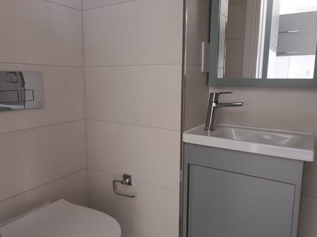 Studio-Penthouse-Apartment (nur noch 1 verfügbar) + Strandlage + Dreifach-Swimmingpool in olympischer Größe + Biobauernhof + beheizter Innenpool + zahlreiche Annehmlichkeiten vor Ort