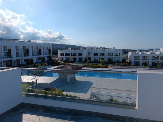 Stüdyo Penthouse Daire (Sadece 1 Tane Kaldı) + Sahile Sıfır Konum + Olimpik Boyutta Üçlü Yüzme Havuzu + Biyolojik Çiftlik + Isıtmalı Kapalı Havuz + Çok Sayıda Tesis İçi Olanak