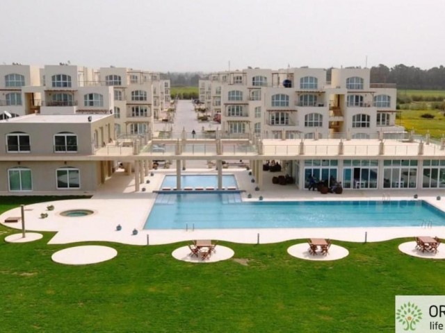 A modern 2 bedroom penthouse apartment with fantastic sea views + communal pools (indoor heated & ou