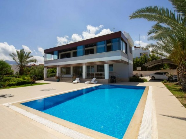 FULL TITLE DEEDS! Yield 8% p.a. + 5 bedroom SEAFRONT LUXURY villa + private swimming pool with BBQ a