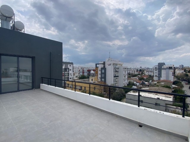 Lefkoşa Kızılbaş'ta Satılık Sıfır 2+1 Penthouse Daire