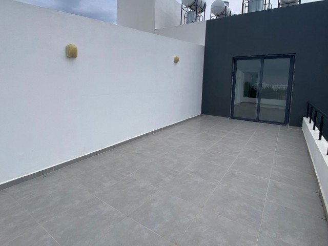 Lefkoşa Kızılbaş'ta Satılık Sıfır 2+1 Penthouse Daire