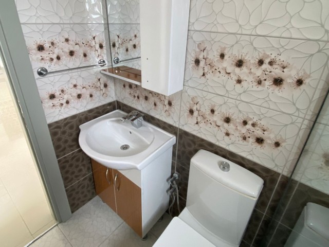 Neue 2+1 Penthouse-Wohnung zum Verkauf in Nikosia Kızılbaş