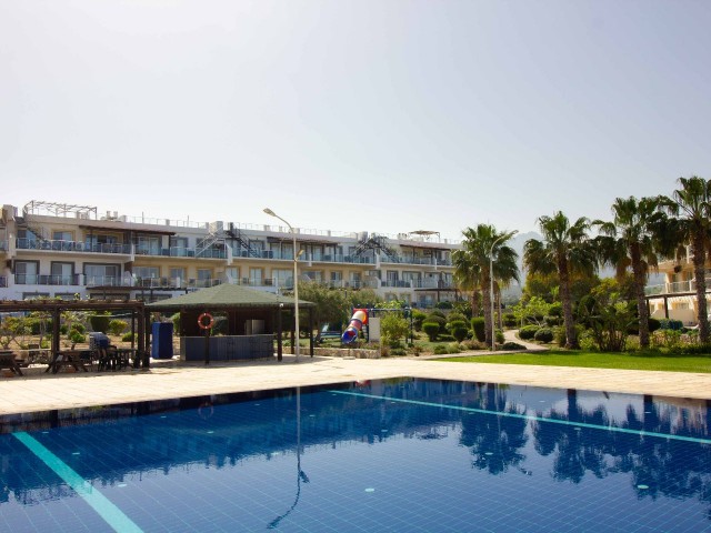 Furnished Apartment With 2+1 Private Roof Terrace Within Walking Distance To The Sea In Tatlısu