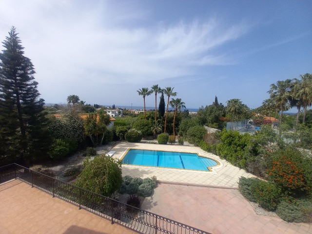 The Perfect Location - Spacious 200 m2 - 3 Bedroom Villa + Private Pool + Stunning Sea Views in the Cypriot Village of Lapta (Kyrenia)