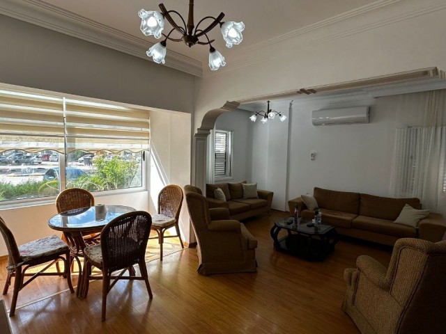 3+1 Ground Floor Apartment with Large Garden for Rent in Nicosia Metehan 