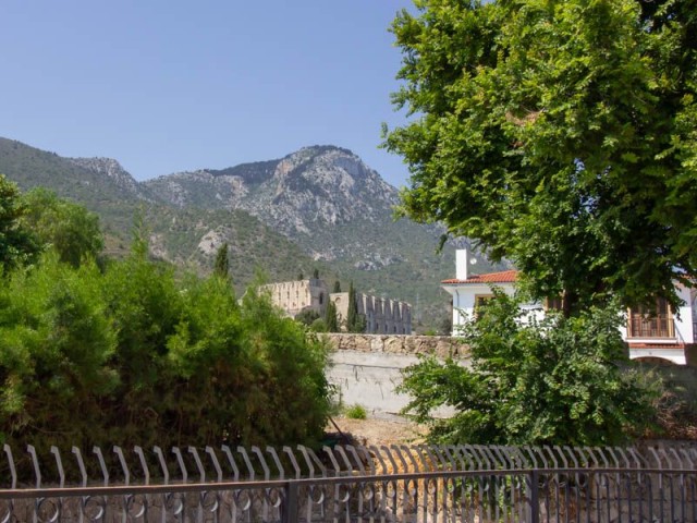 Bungalow Kaufen in Bellapais, Kyrenia